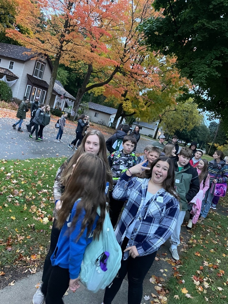 students walking to school 